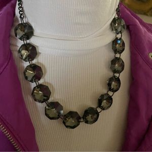 Stunning illuminating charcoal black necklace!